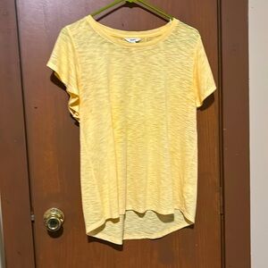 Medium petite high low slowly yellow shirt